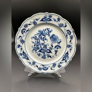 Blue Danube Salad/Lunch Plate – 8.75", Rectangular Backstamp (1977–2000), Japan